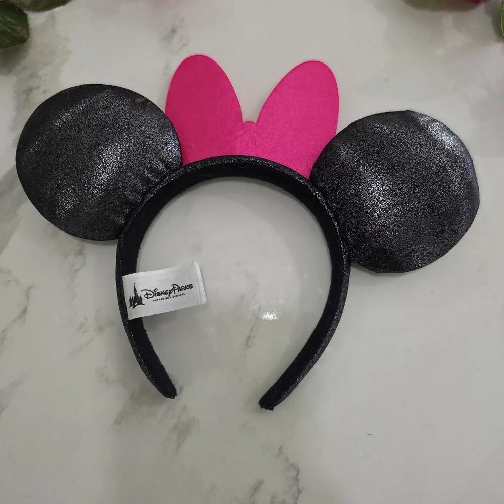 Official Disney Mini Mouse Ears With Pink‎ Gemstone Bow Tie 🎀